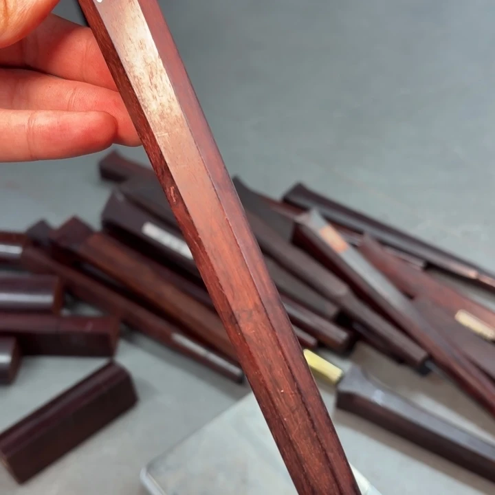 檀香紫檀（小叶紫檀）特价琴尾（64克）