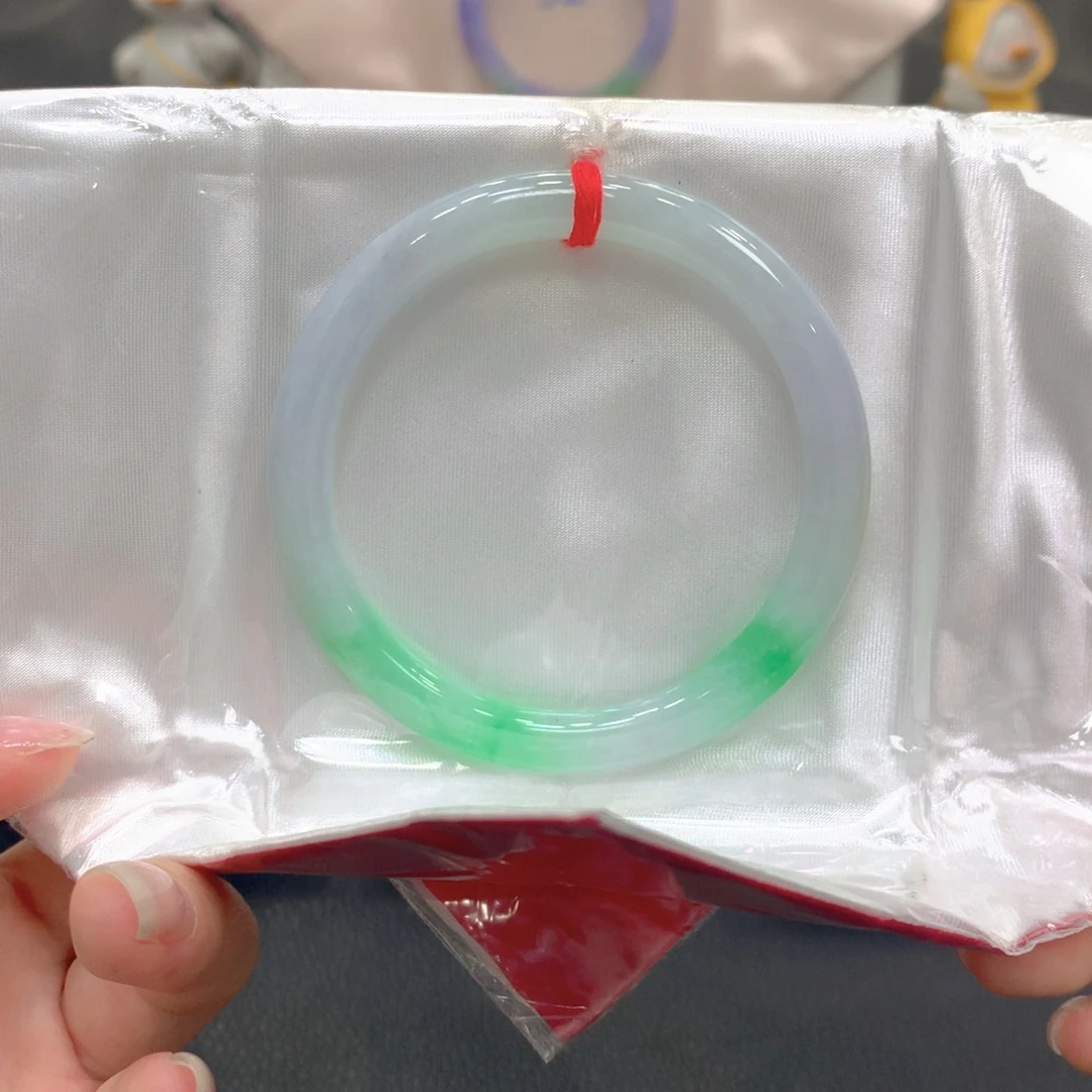 翡翠未镶嵌手镯9号