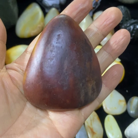 寒***隐未镶嵌和田玉（糖玉）车挂
