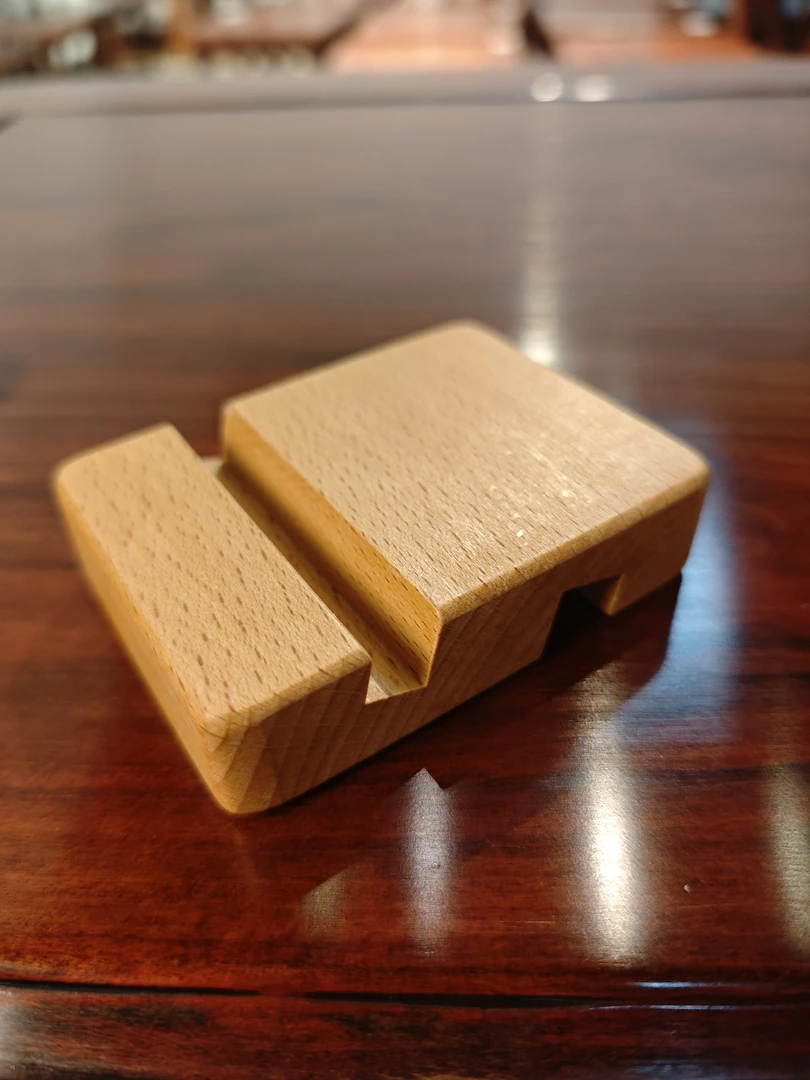 榉木实木手机支架8*6*2公分双槽