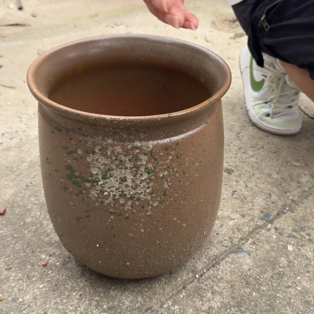 紫砂花盆口25高29口失圆