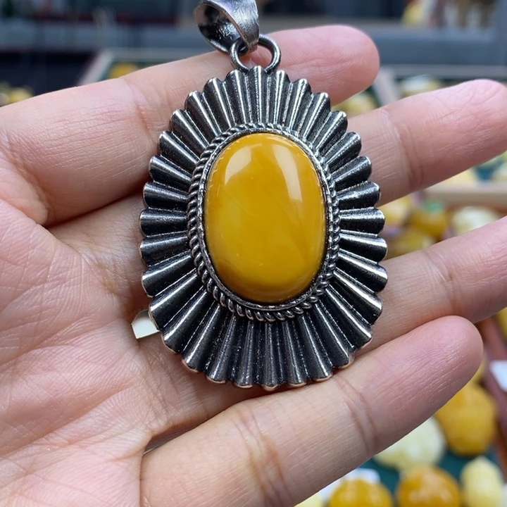 琥珀未镶嵌珠宝奇石蜜蜡吊坠