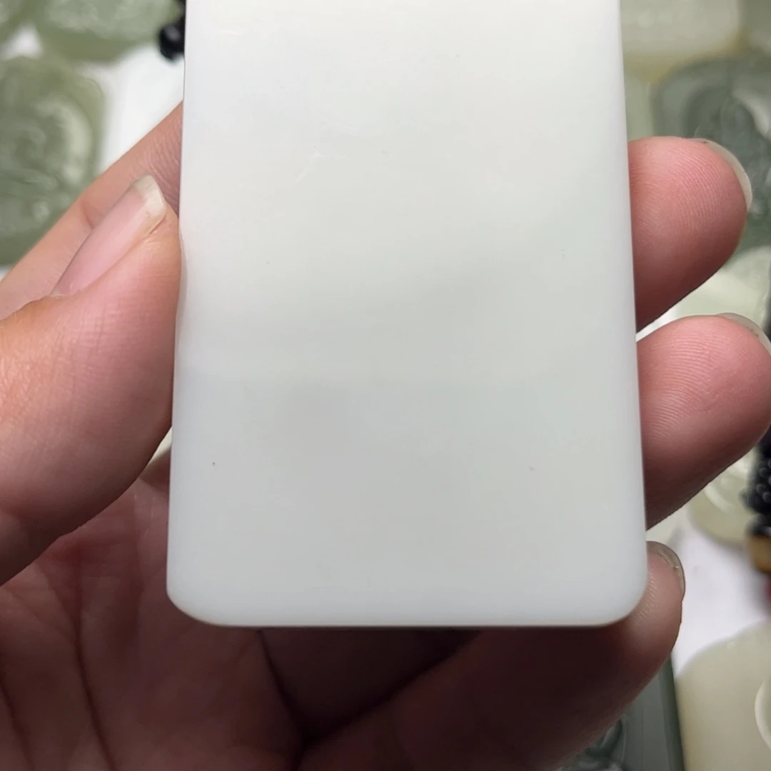 难***涂和田玉未镶嵌颈饰