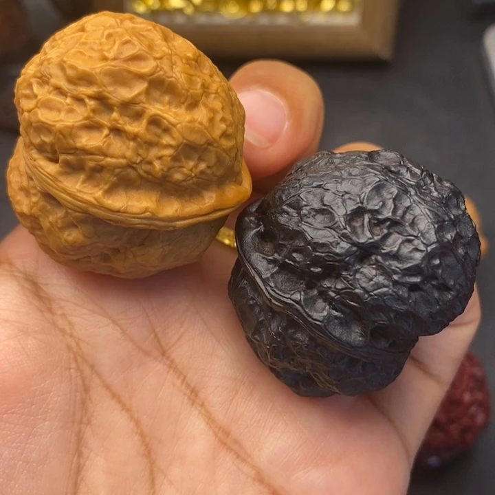 文玩核桃把件40尺霸王蟾