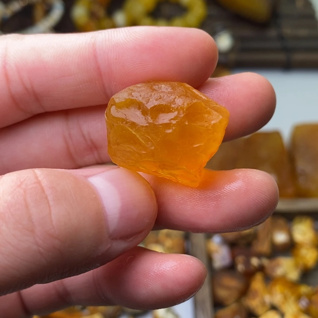 咻***咻定制琥珀天然蜜蜡