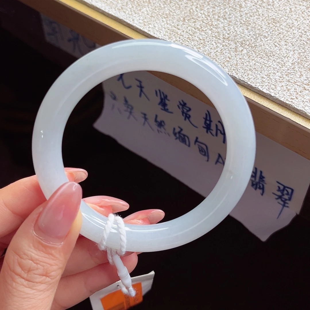 翡翠未镶嵌手镯手镯