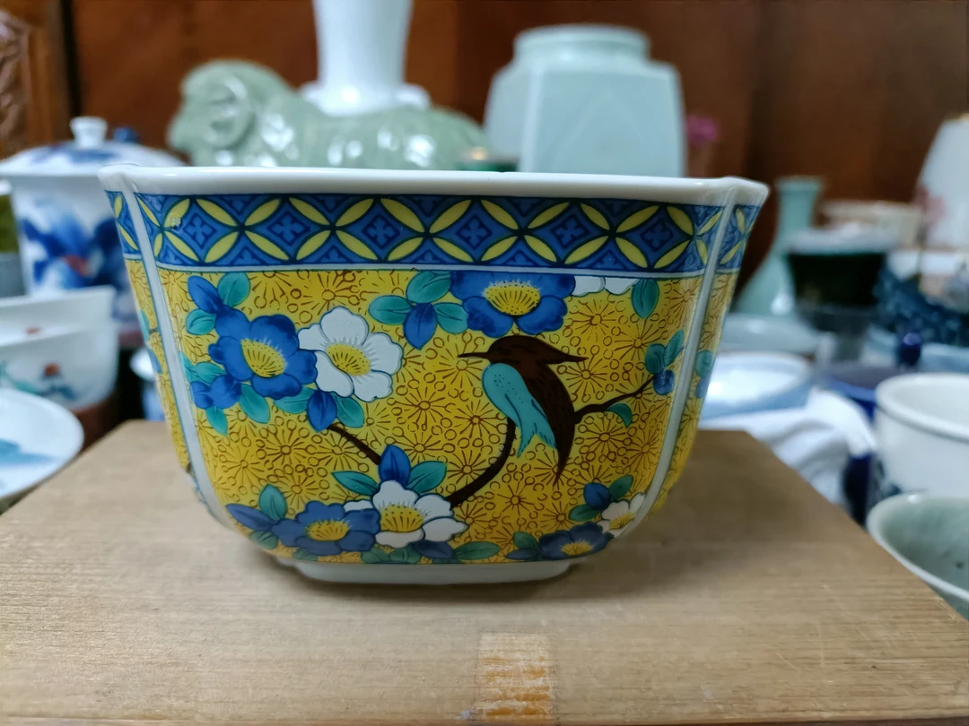 功峰款黄釉花鸟四方小钵01/31wj个别地方可能会有轻微釉点米饭碗