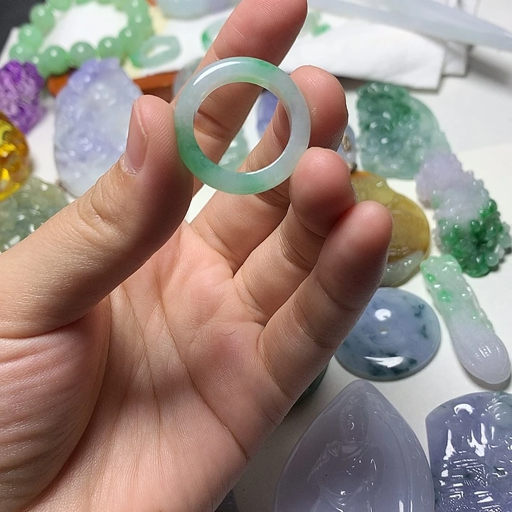 颈饰未镶嵌翡翠天然A货翡翠戒指