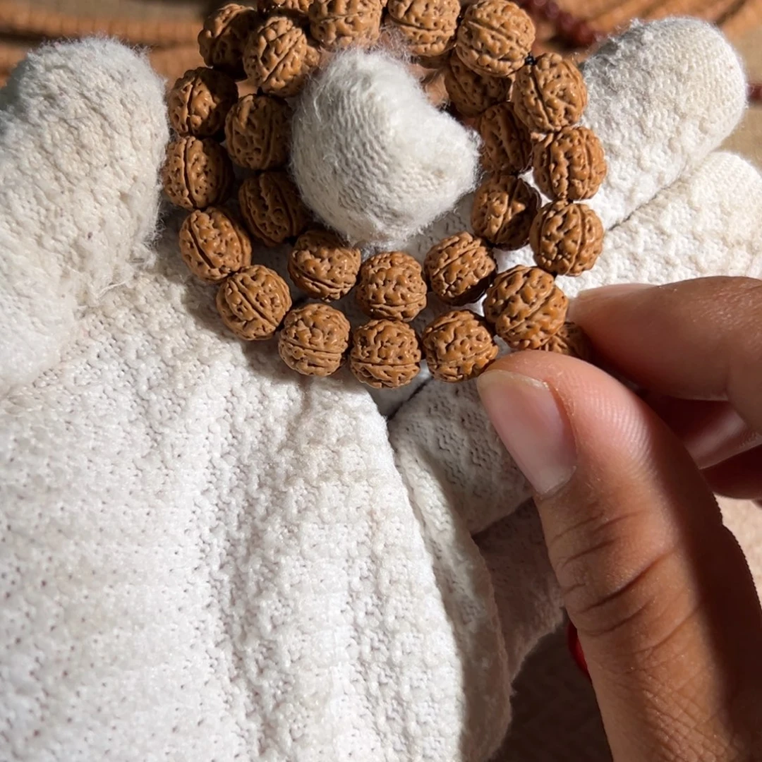 L***i定制盘龙王9.2原桩手串