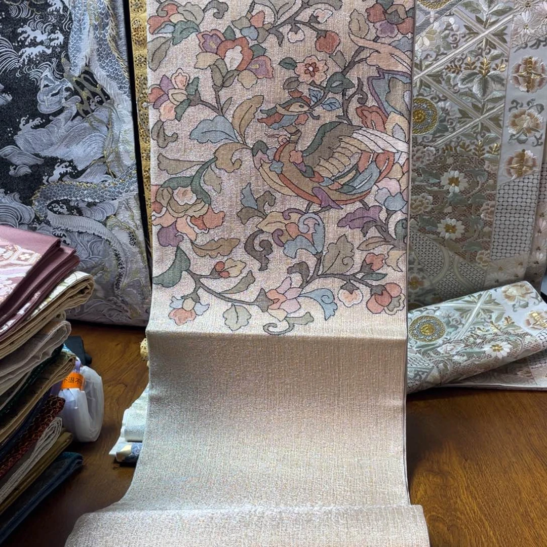 织绣稀底明缂丝全新