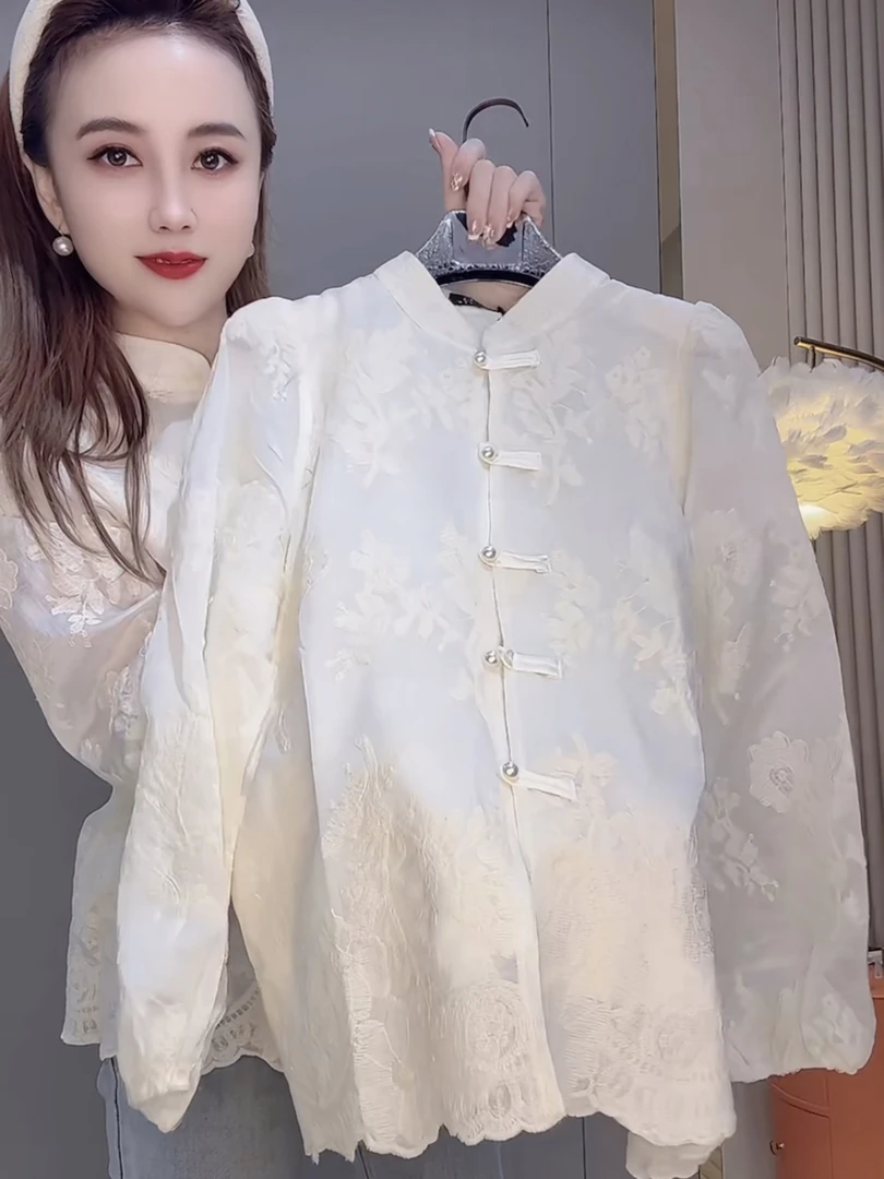 新中式国风爆款长袖蕾丝衬衫女2025春洋气减龄小清新复古刺绣上衣