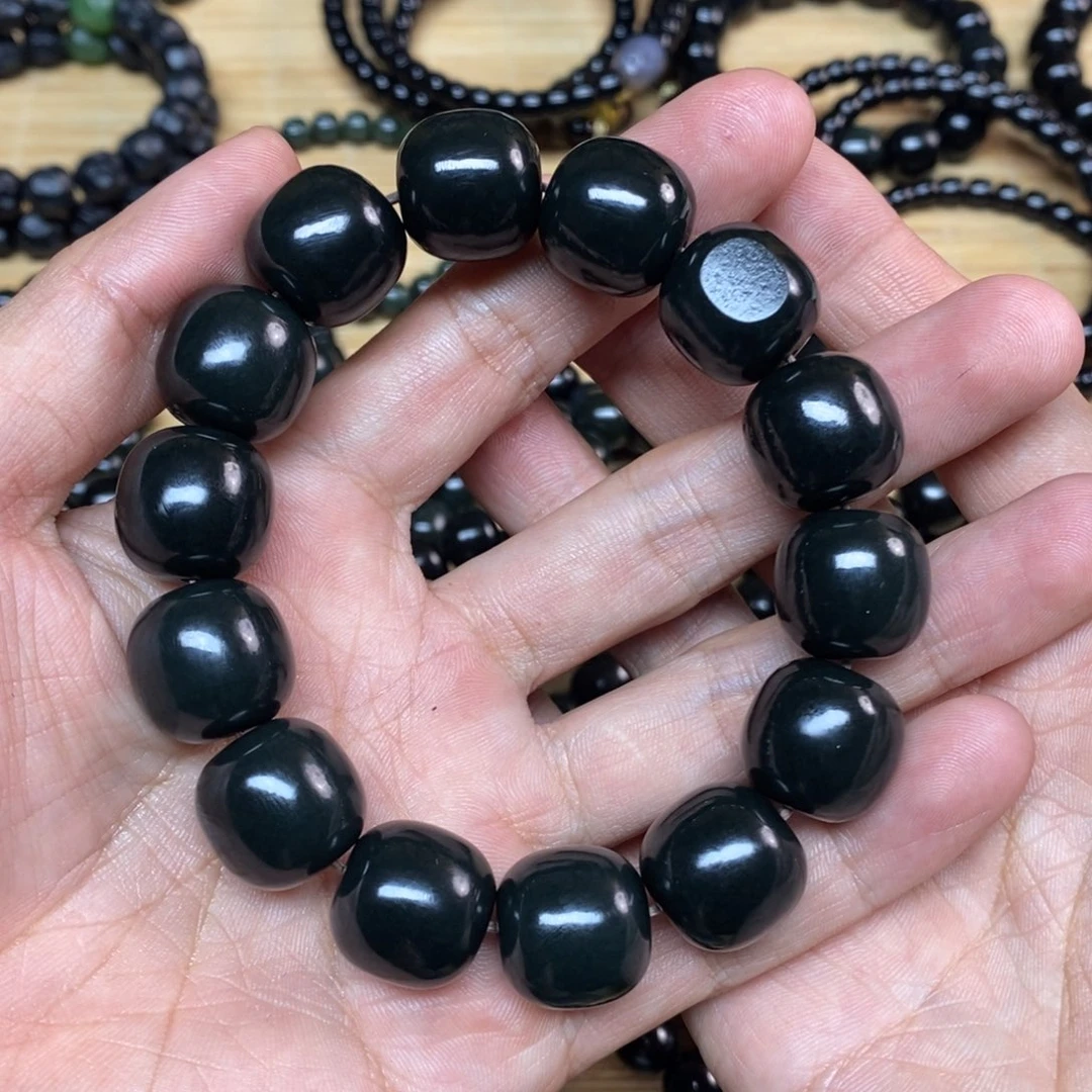 用***6和田玉未镶嵌手链