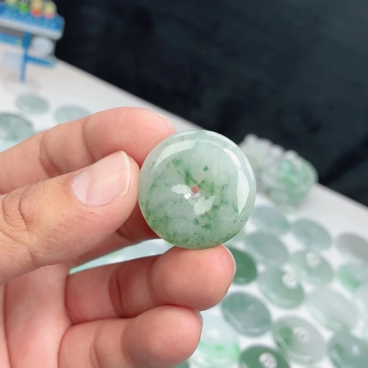 翡翠未镶嵌颈饰缅甸天然A货翡翠29.5-6.2