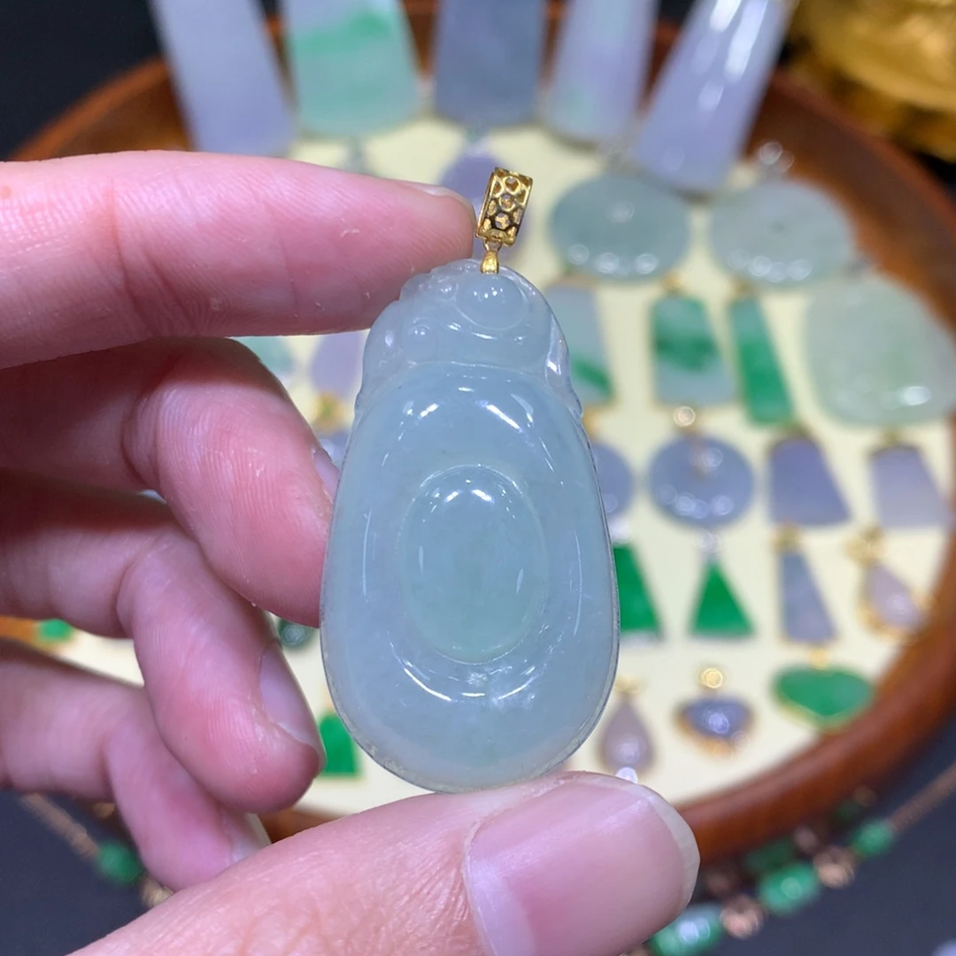 翡翠吊坠(不含链)18K金镶嵌