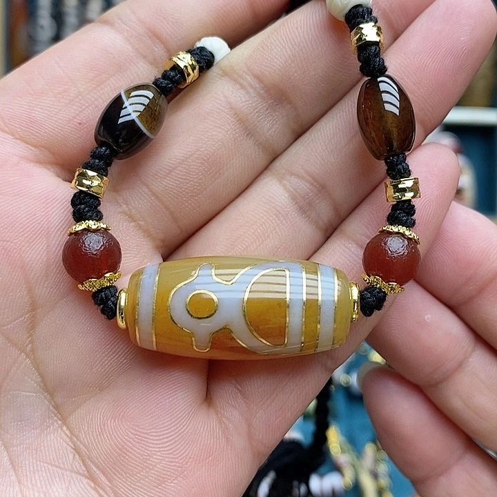 玛瑙/玉髓颈饰合金