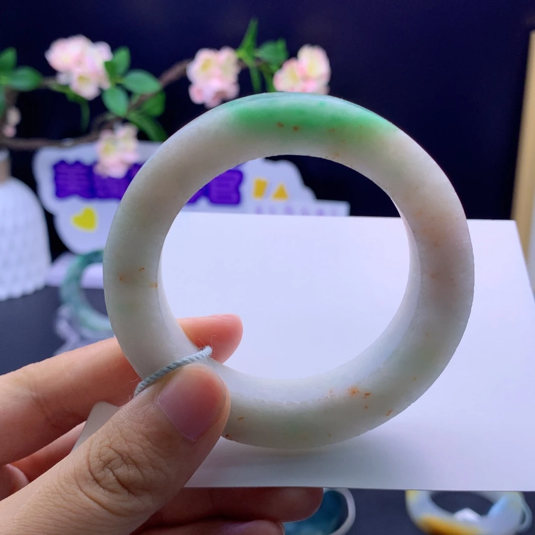 定制翡翠手镯未镶嵌