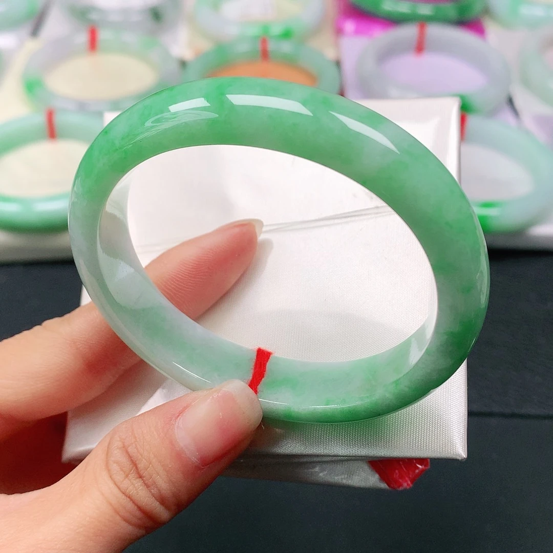 翡翠手镯未镶嵌天然翡翠手镯54