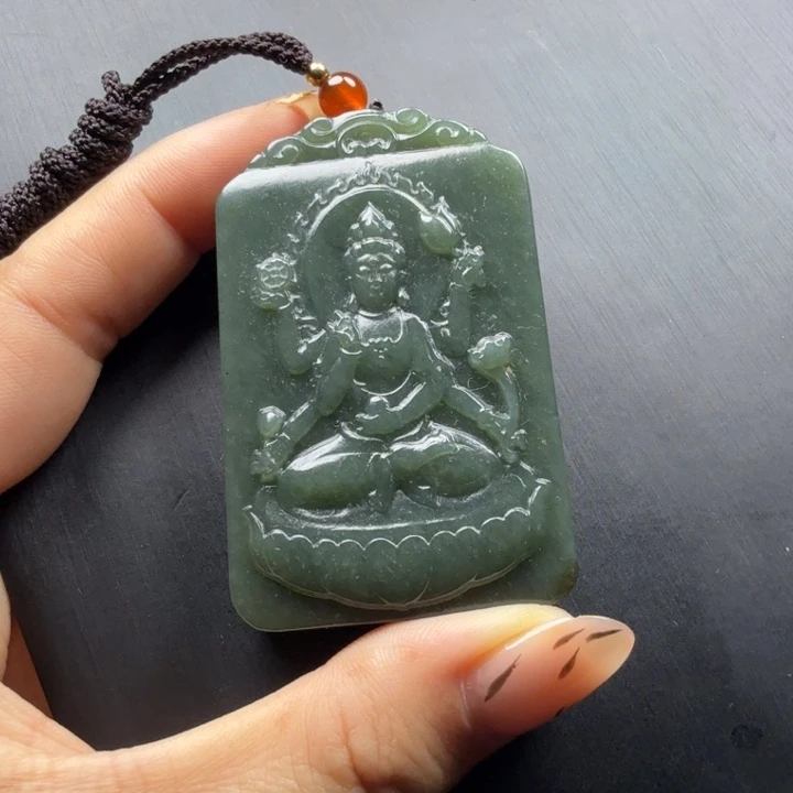 用***4和田玉未镶嵌挂件