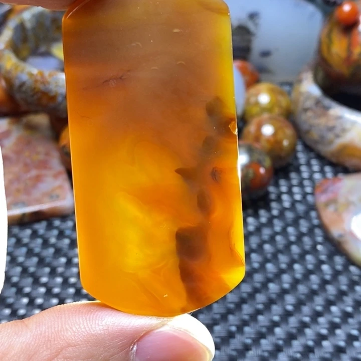 玛瑙/玉髓颈饰未镶嵌