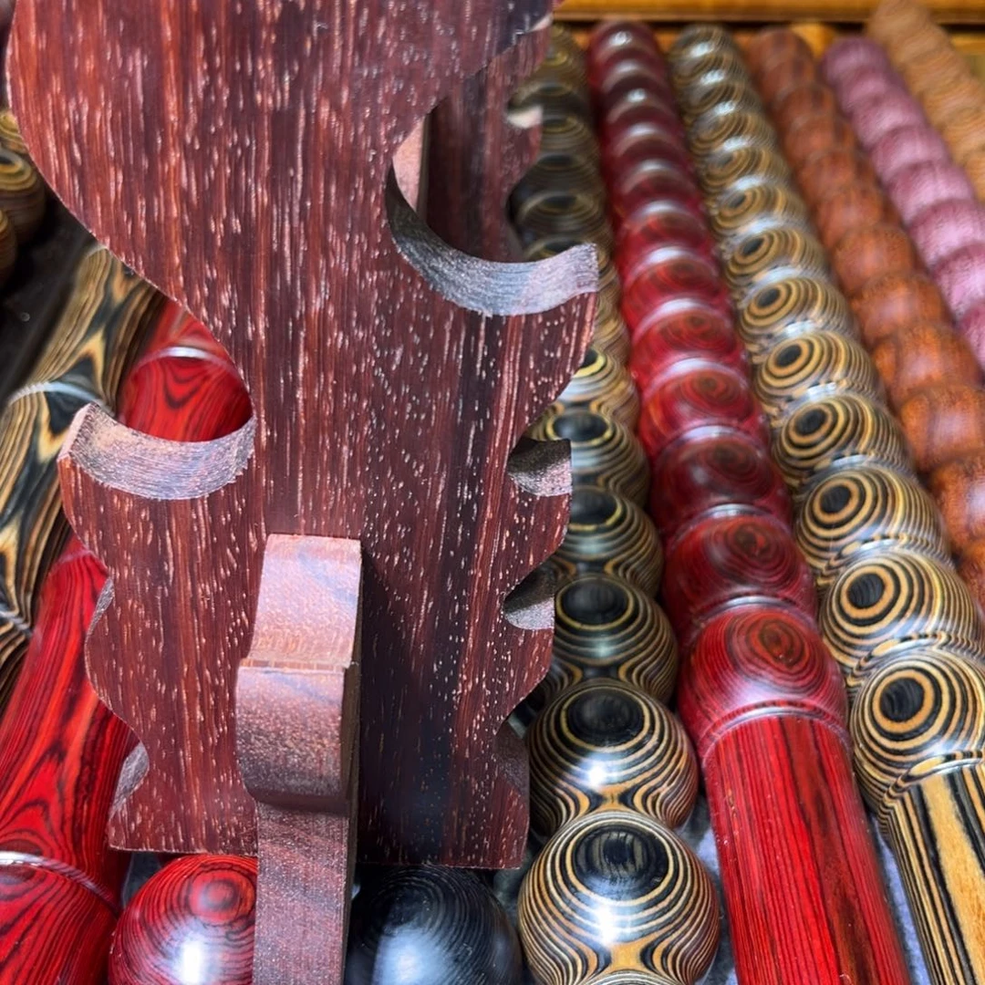 千***郎大叶紫檀（黑酸枝木类）红花梨驾子