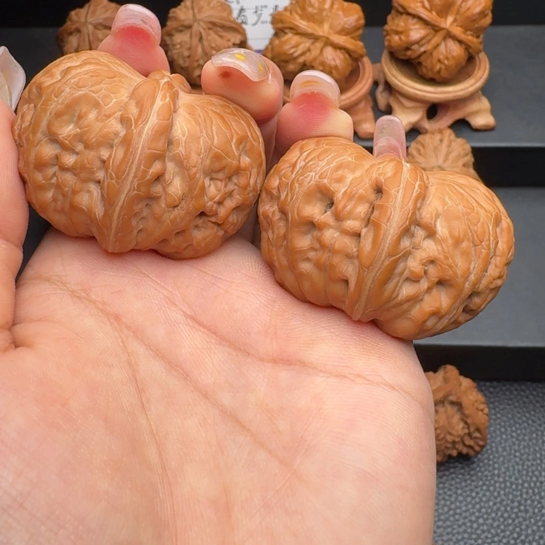 文玩核桃把件元宝，全品，货头，45