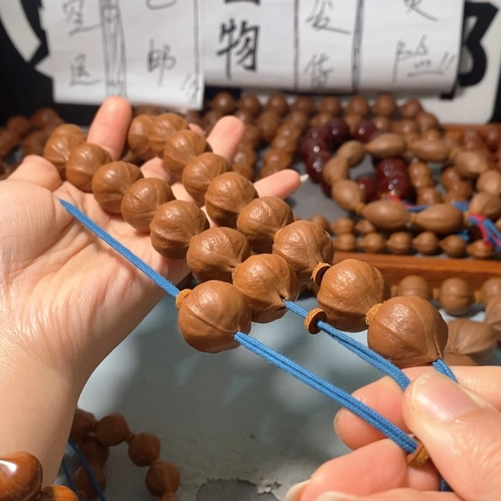 橄榄核手串1291精品蒜头铁核18+1颗