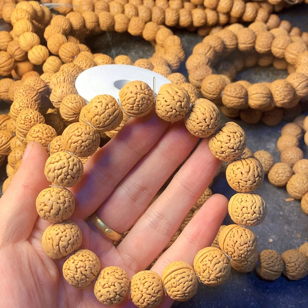 吊坠桃核国核滚象