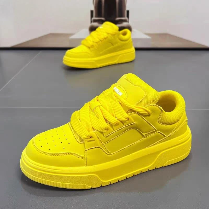 时尚男鞋冬季2025新款黄色百搭休闲板鞋男小众原创厚底运动小白鞋