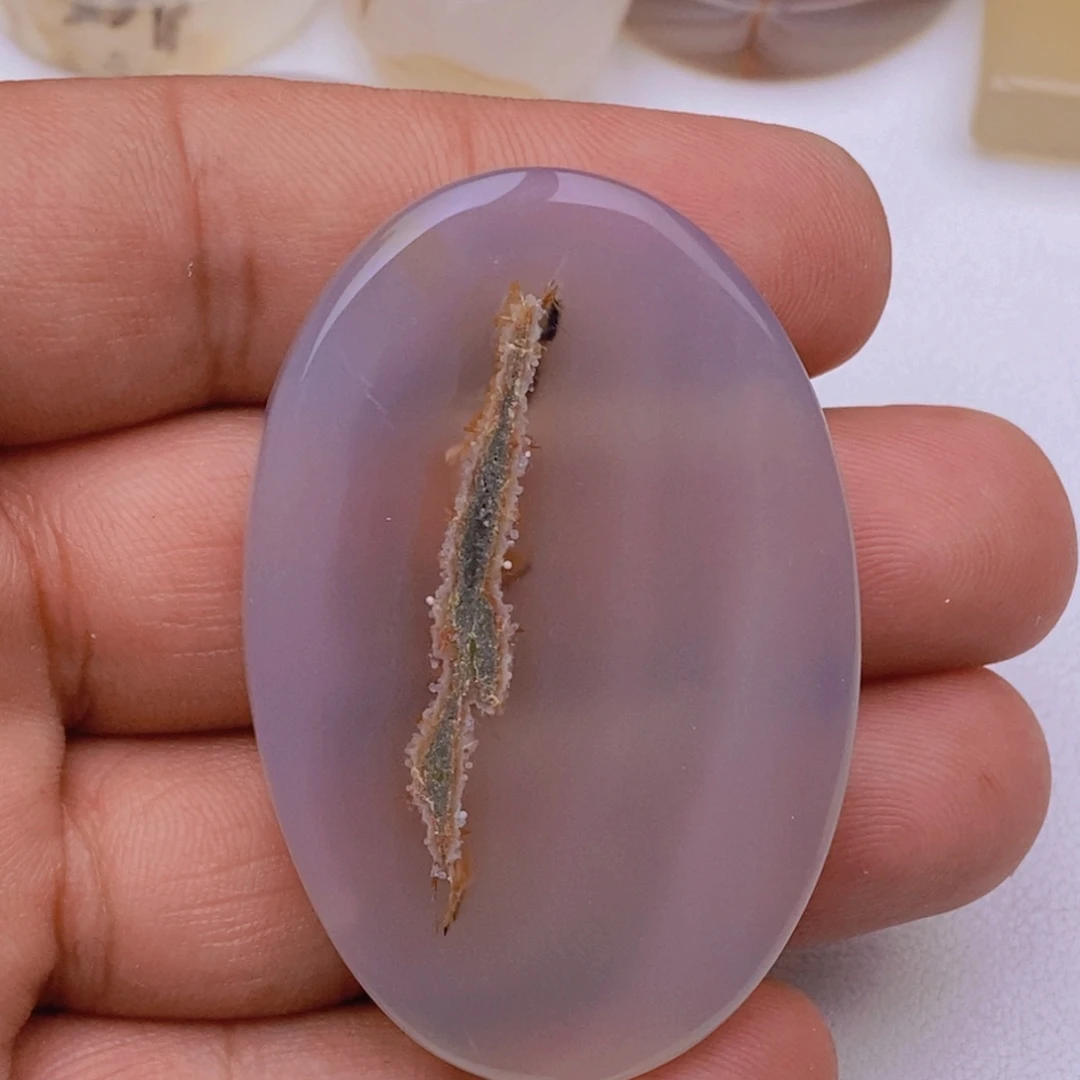 动***蛇玛瑙/玉髓吊坠(不含链)未镶嵌微瑕