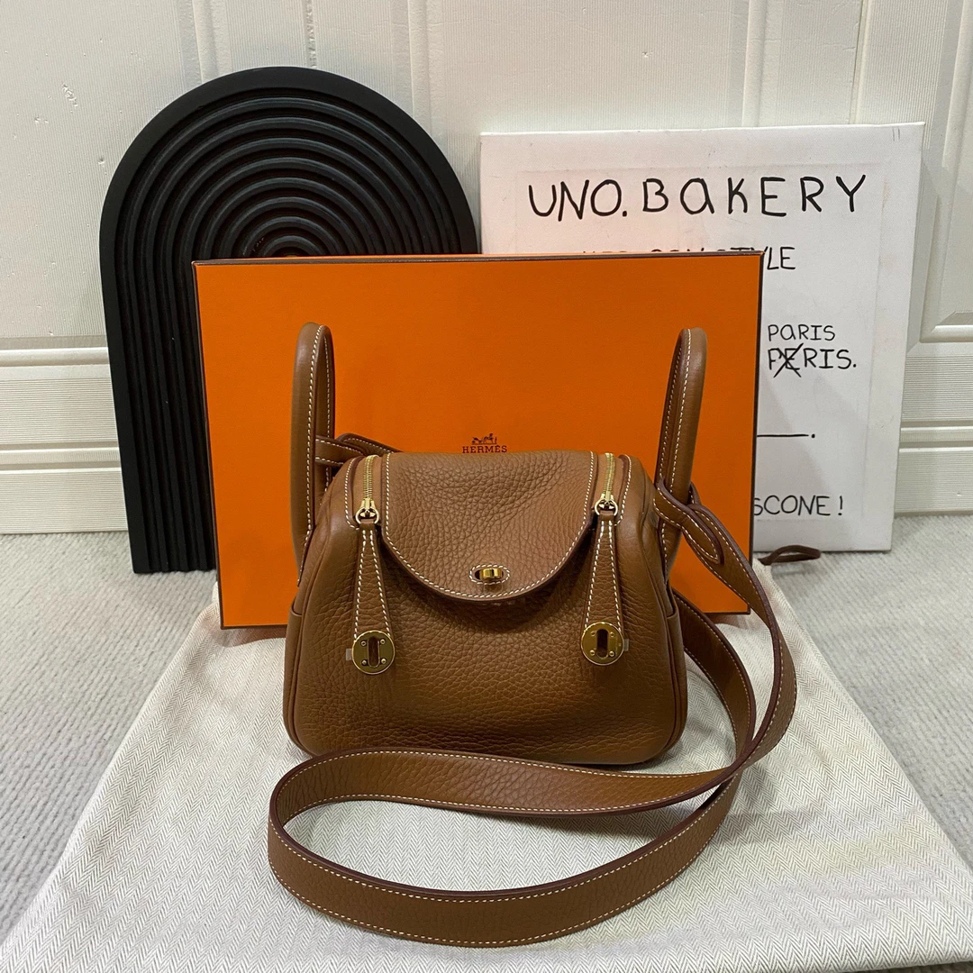 99新 Hermes/爱马仕 mini lindy 金棕色金扣B刻