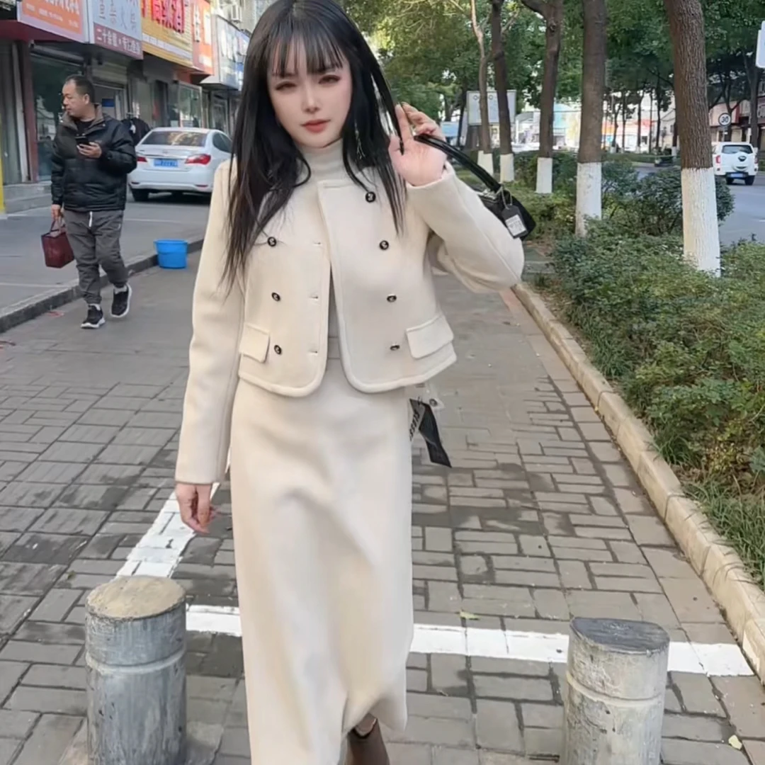冬季新款显瘦小香风白鸭绒套装裙女