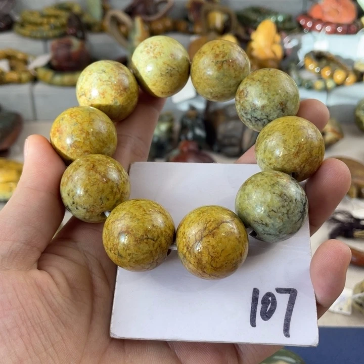 岫岩河磨玉（透闪石质玉）未镶嵌珠宝奇石