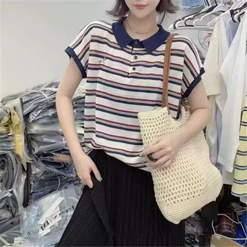 小马刺绣冰丝上衣显瘦