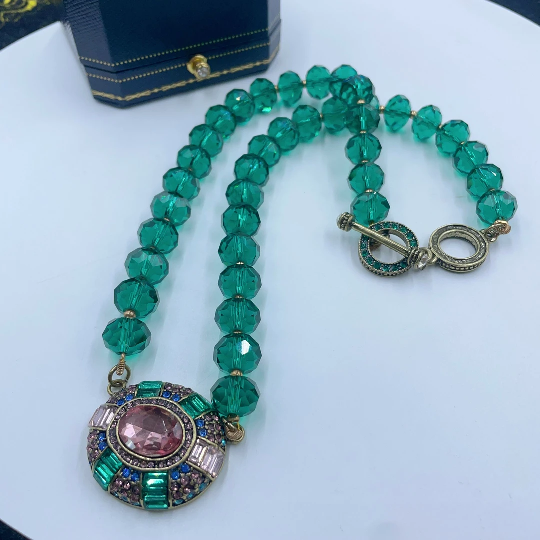 1629   绿色珠珠项链多样性发货