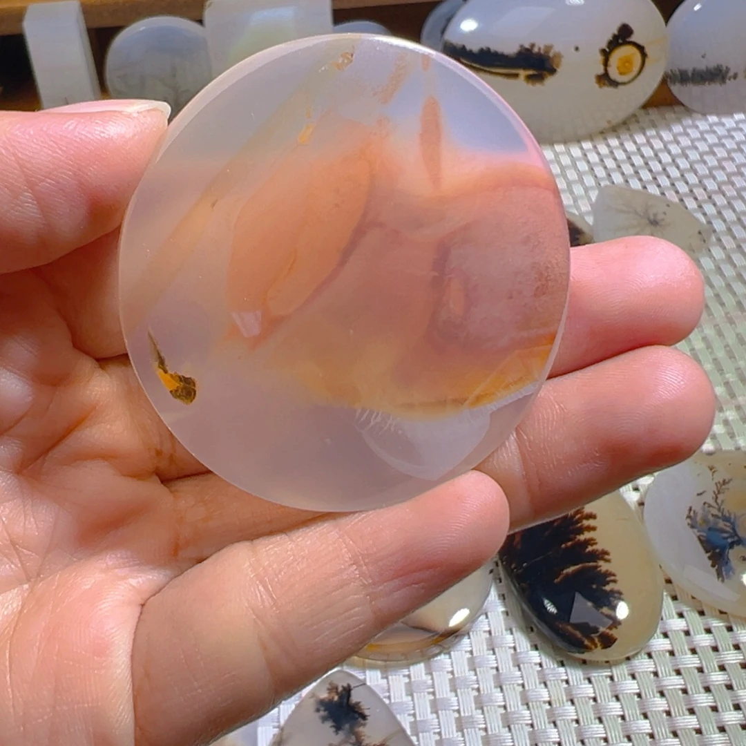 玛瑙/玉髓未镶嵌颈饰