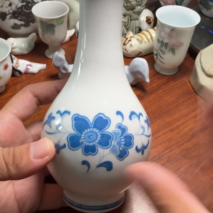 醴陵群力17厘米兰海棠小花瓶微瑕一等品
