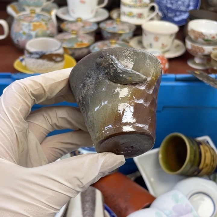 他家瓷器真美…开播了