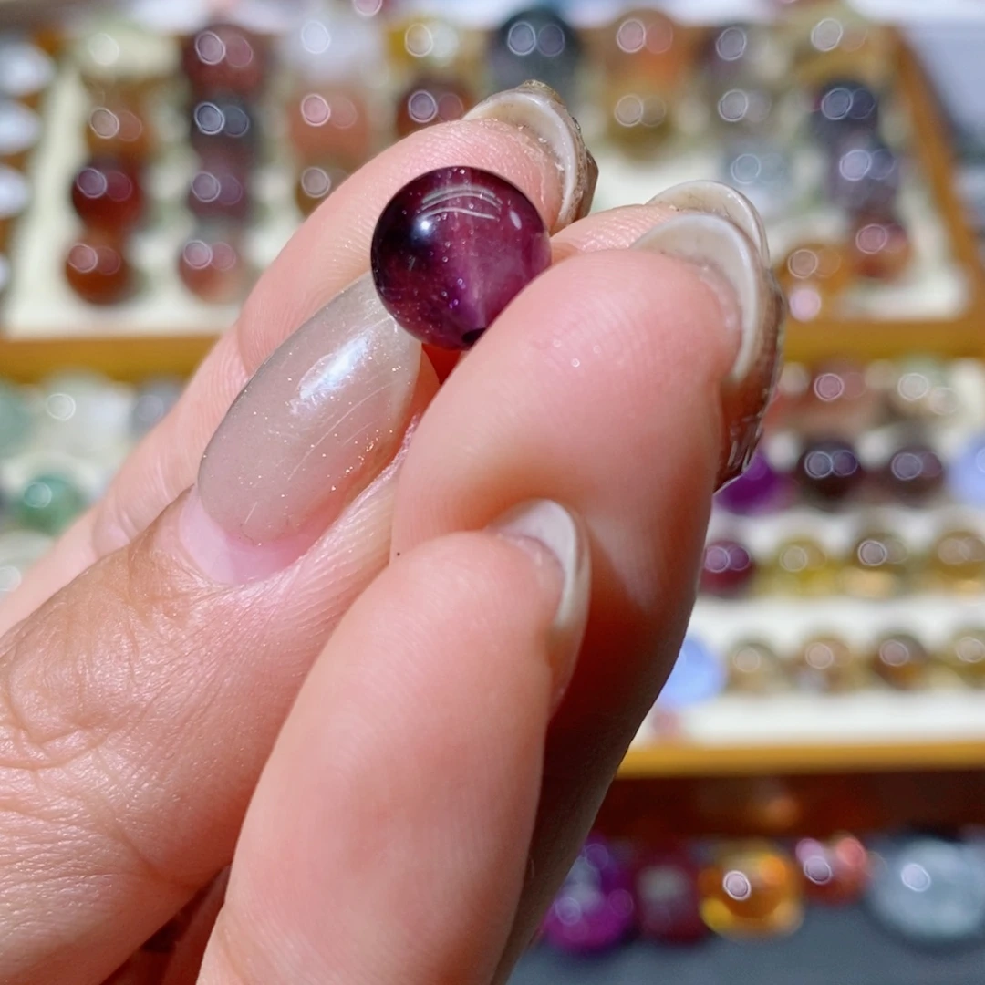 水晶单珠，未镶嵌浅**言