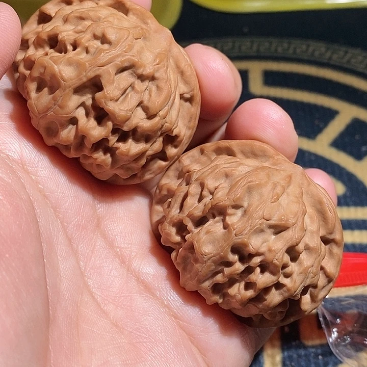 【闪购商品】文玩核桃吊坠云龙鳞