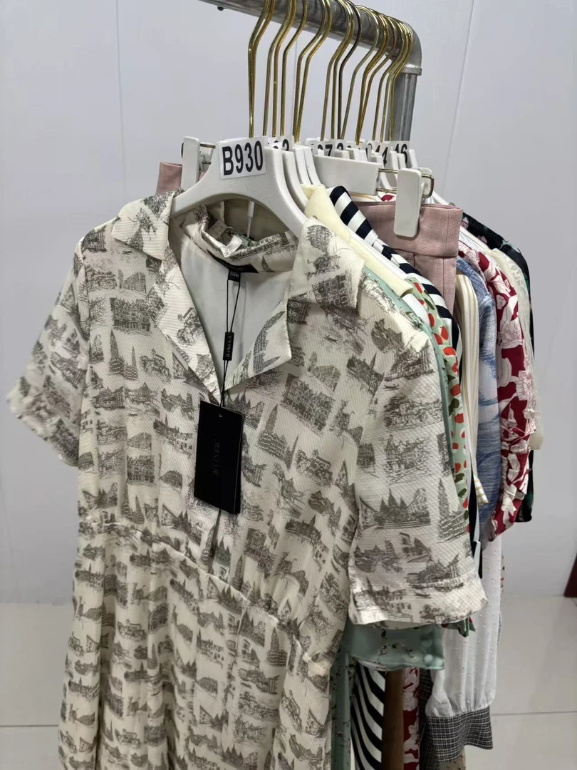 930 AA92女装连衣裙（大牌尾货 默认剪标 偶有微瑕 介意不拍）