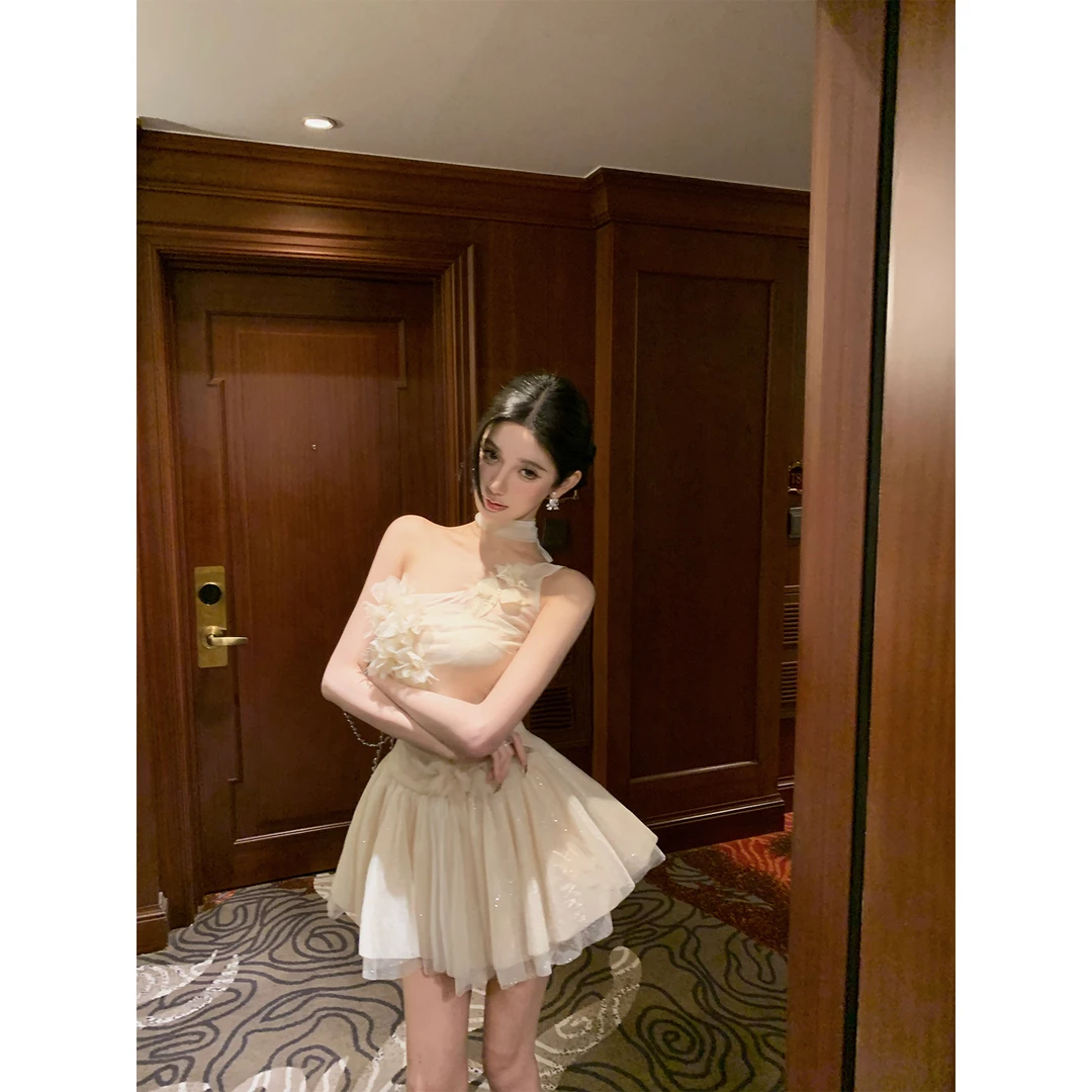 【圣特罗佩】2025夏季新款立体花朵斜肩网纱连衣裙辣妹风显瘦短裙女