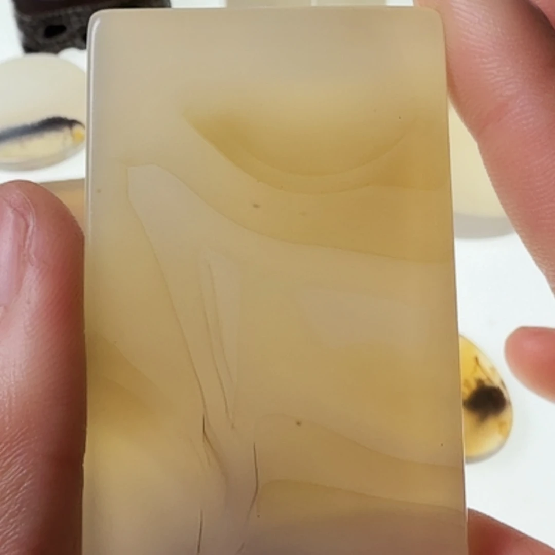 玛瑙/玉髓未镶嵌珠宝半成品