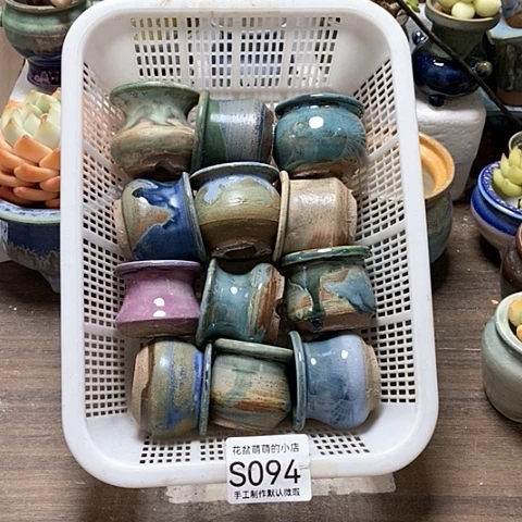 紫砂花盆094微瑕品口径3到4左右