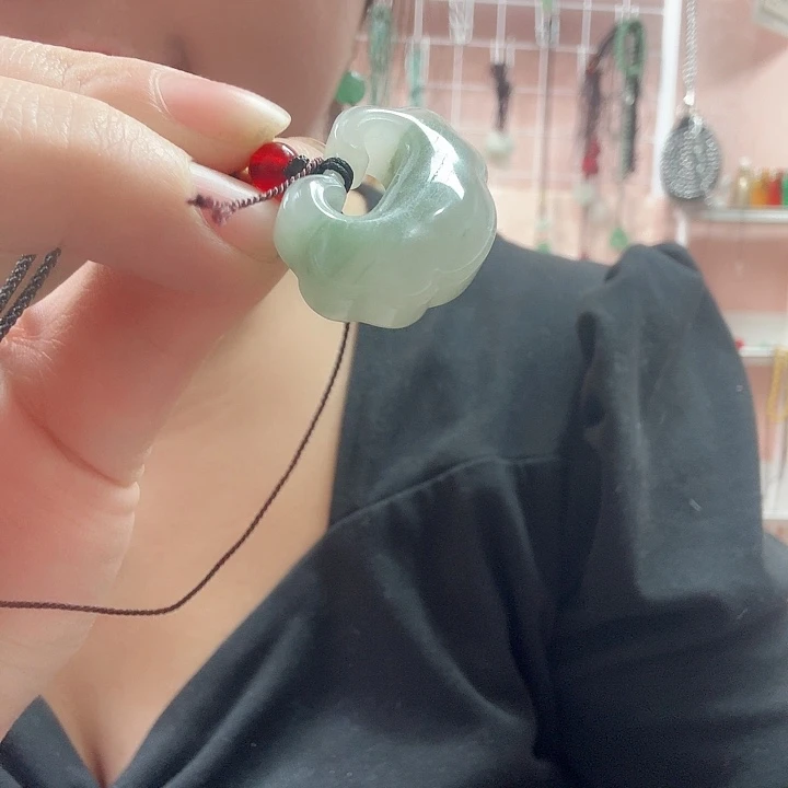 石英质玉颈饰未镶嵌平安锁3