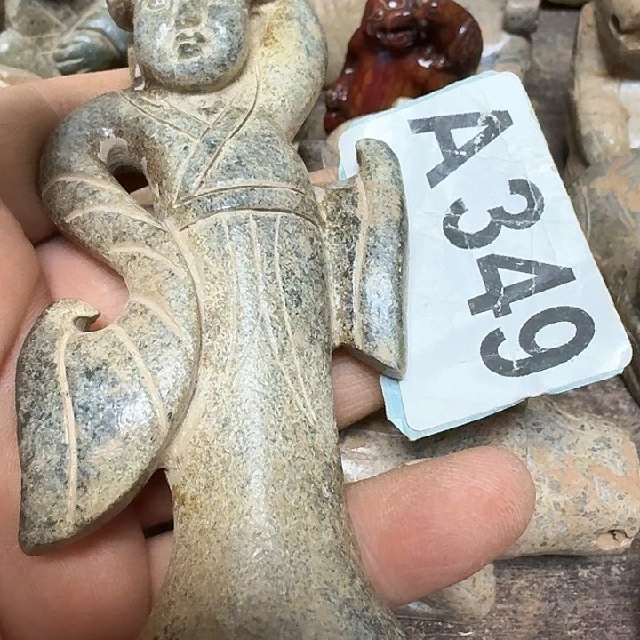 和田玉颈饰未镶嵌玉*老