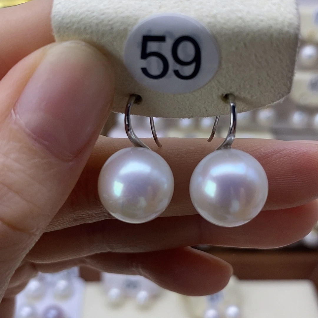 银S925镶嵌耳饰淡水珍珠