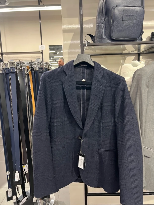 全新未使用 EMPORIO ARMANI/乔治·阿玛尼 男士羊毛西装