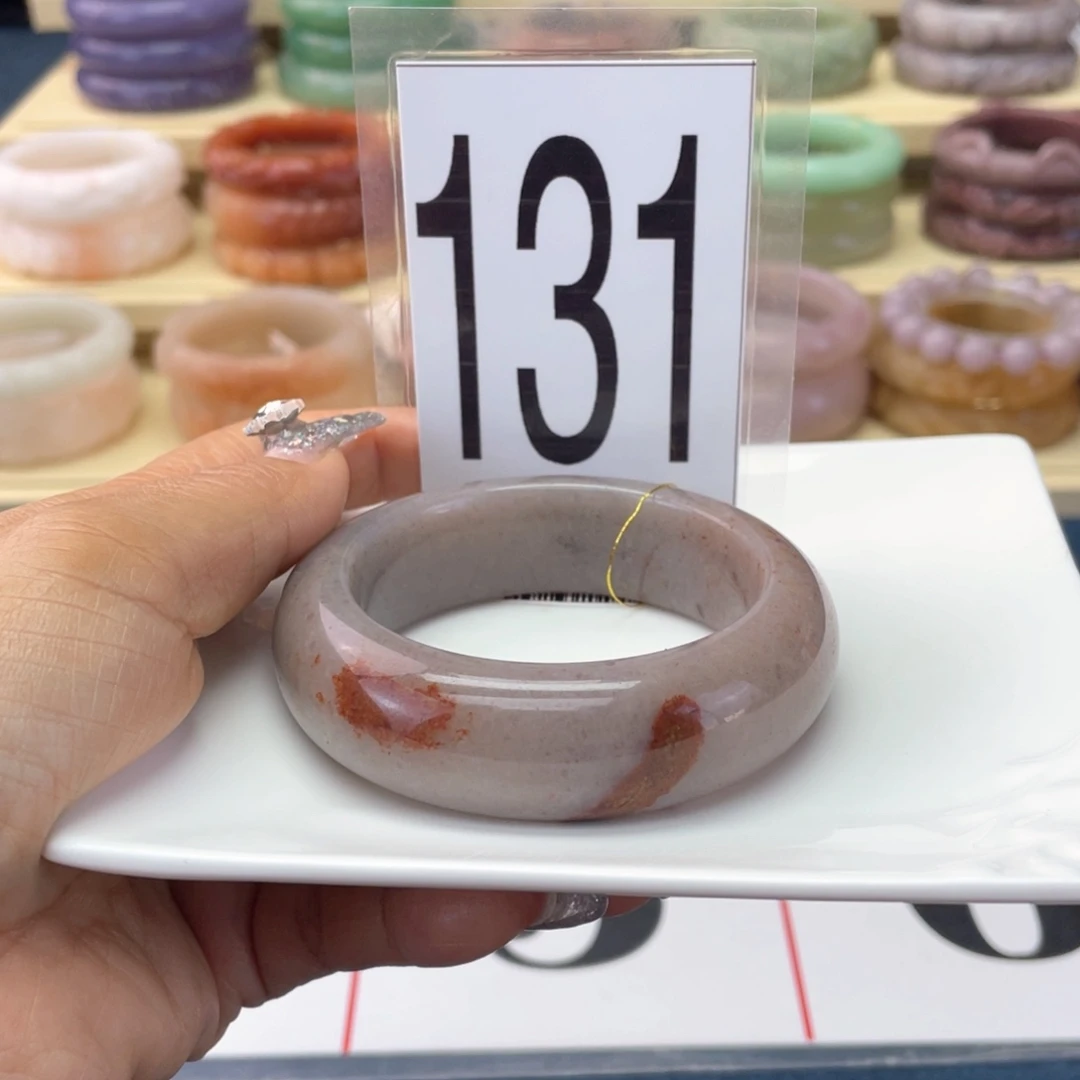 石英岩玉未镶嵌手镯