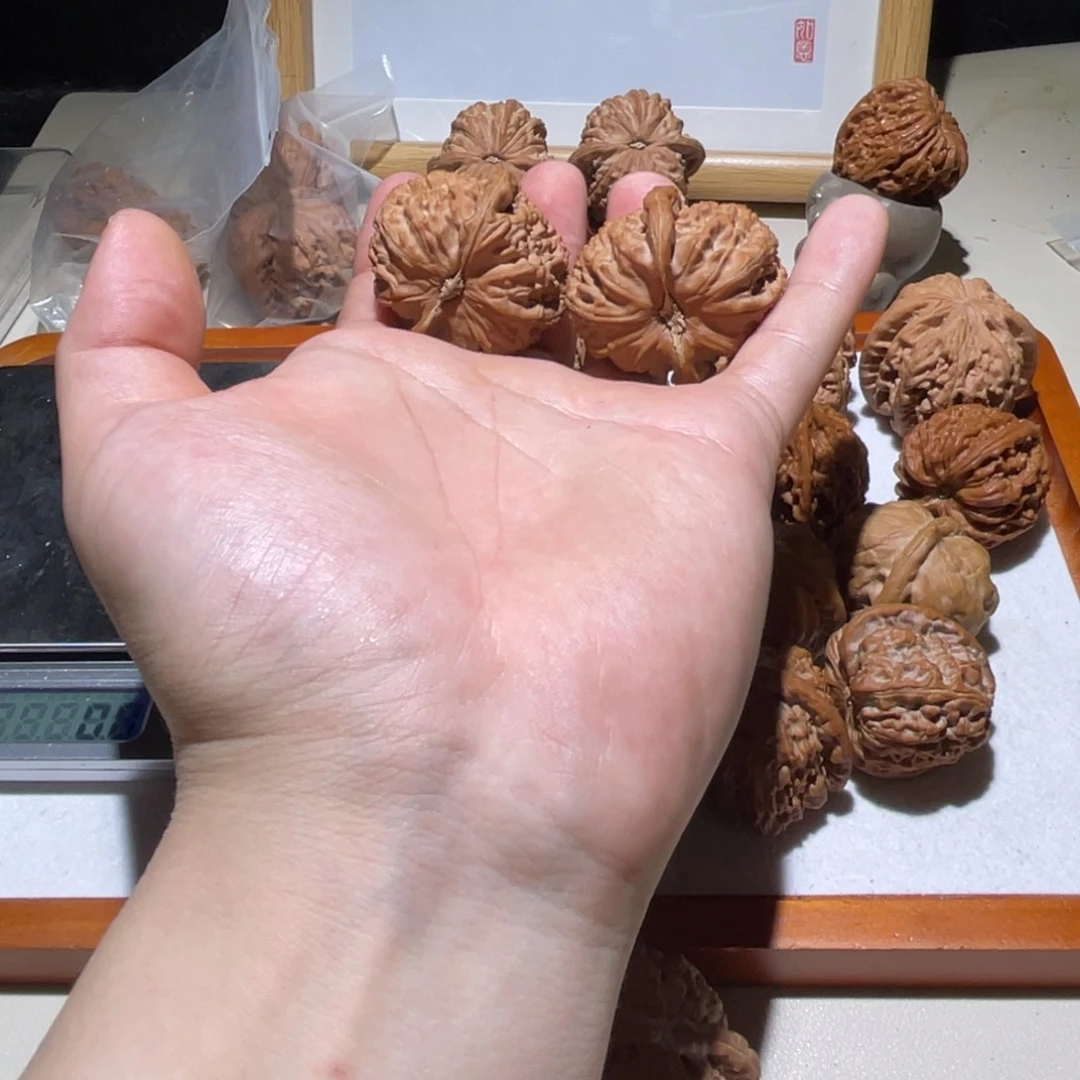 明***八文玩核桃吊坠40全品白狮子