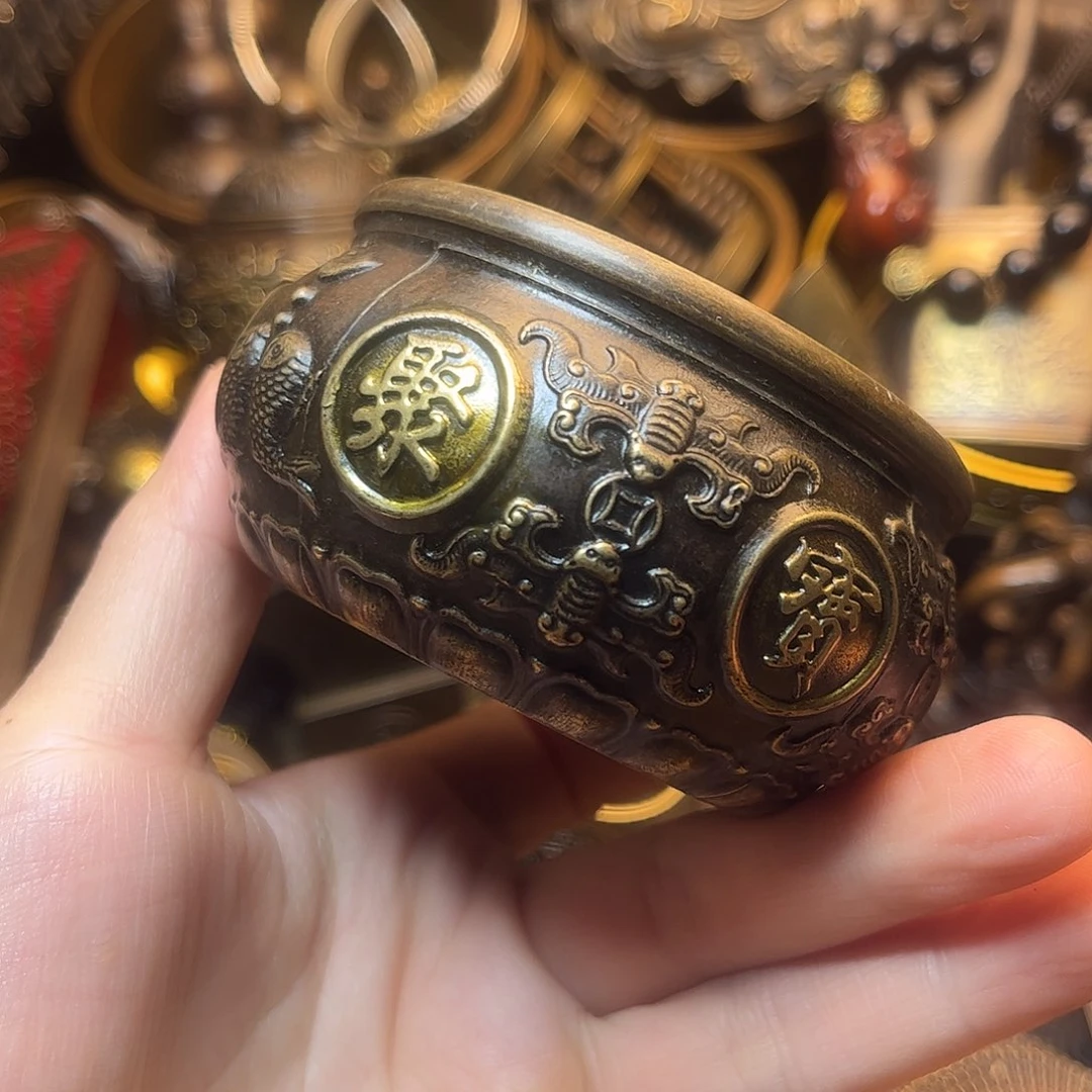 精美铜器工艺品等